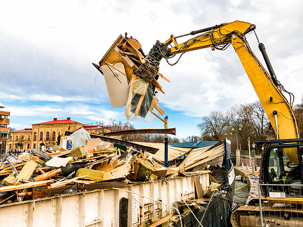 Best Commercial Cleanout Services  in Litchfield, MI